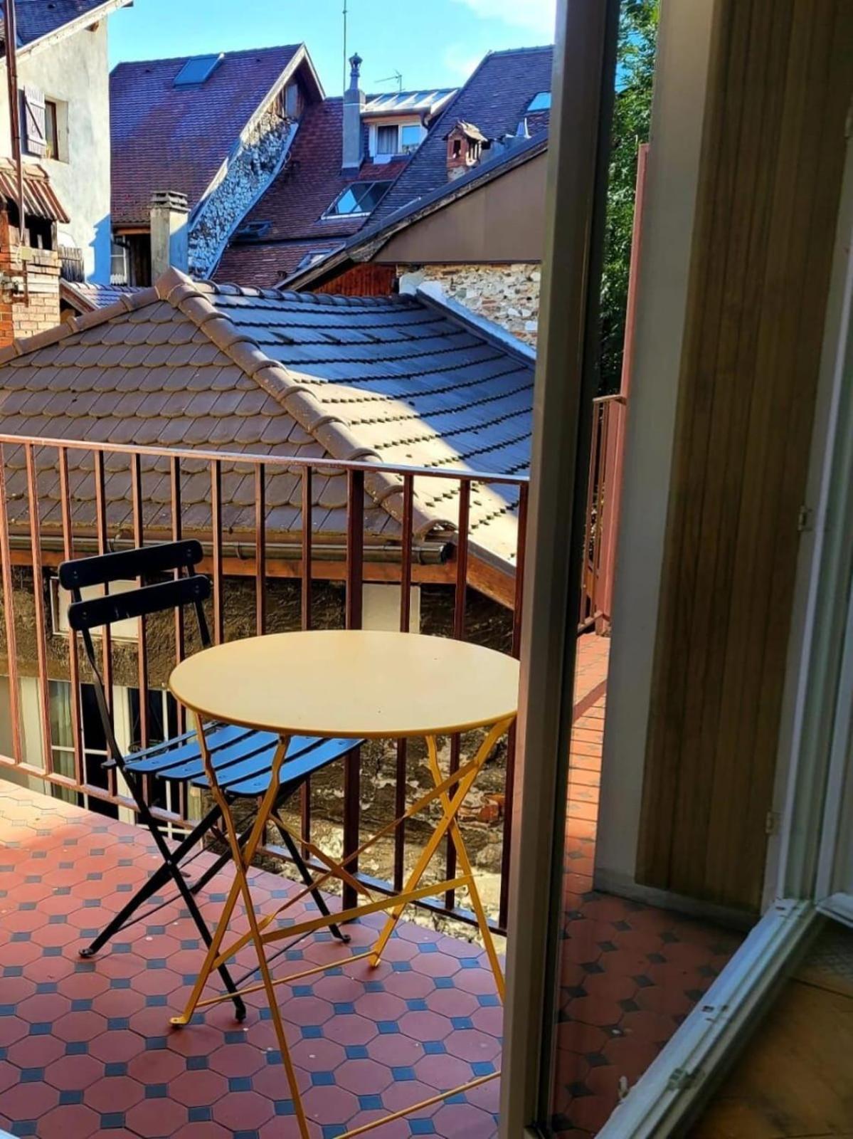 Cozy Along The River - Downtown & Terrace - 4 Annecy Exteriör bild